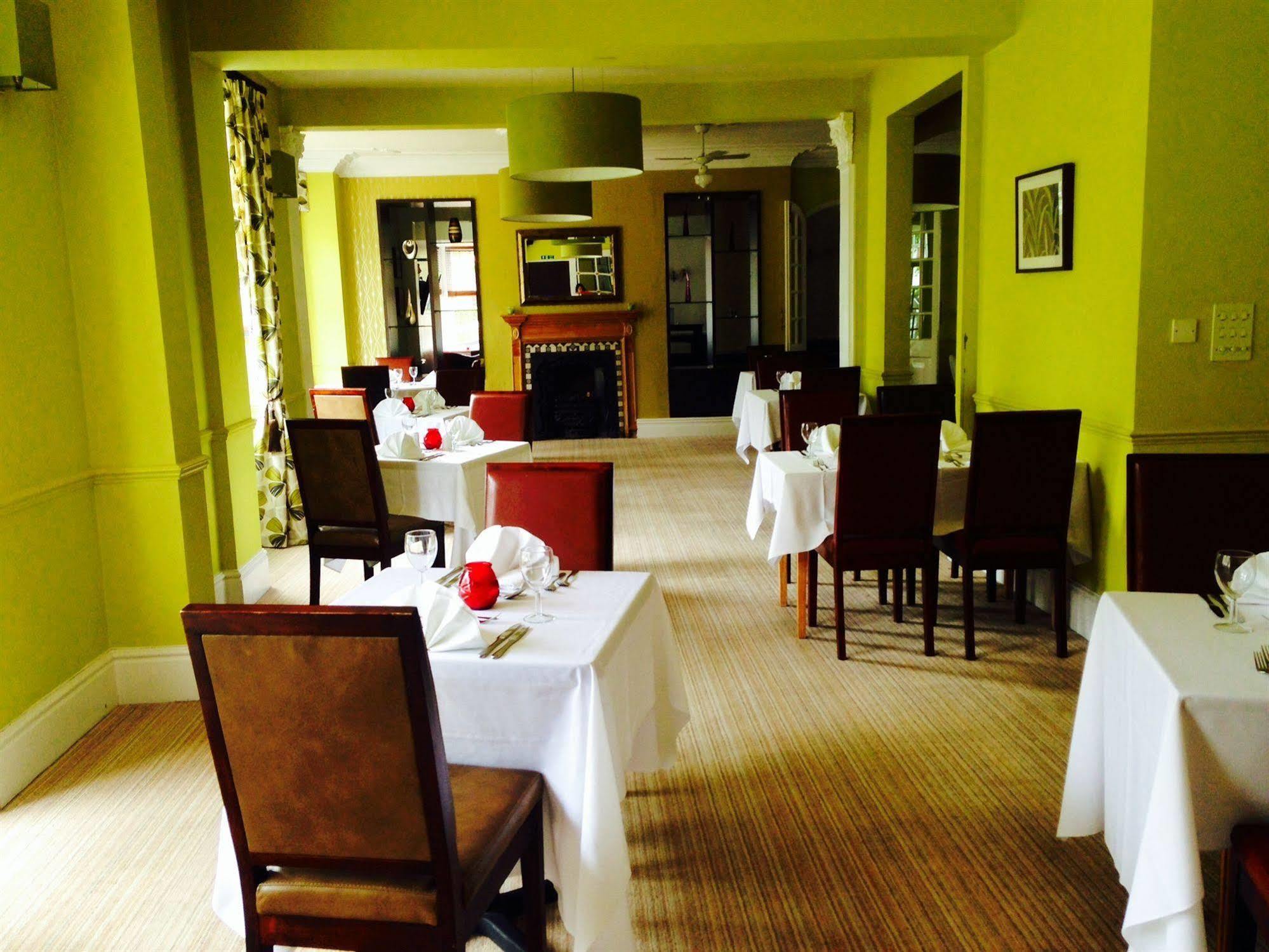 Grosvenor 3*